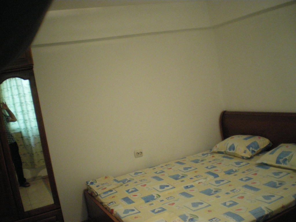 Old House Hostel Burgas Phòng bức ảnh