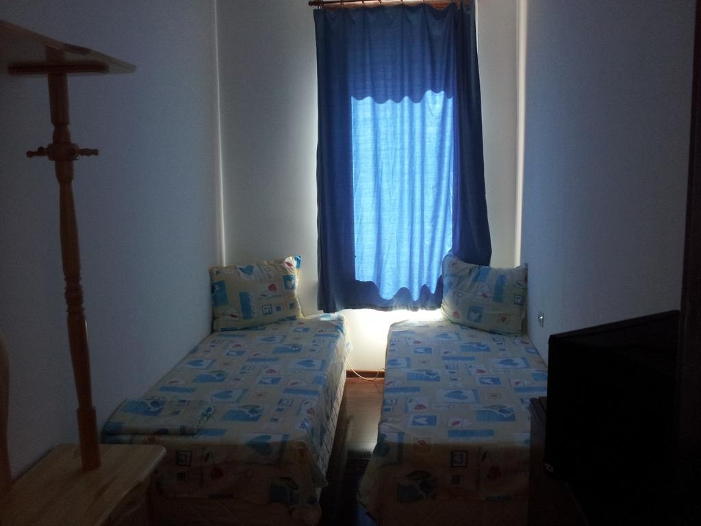 Old House Hostel Burgas Ngoại thất bức ảnh