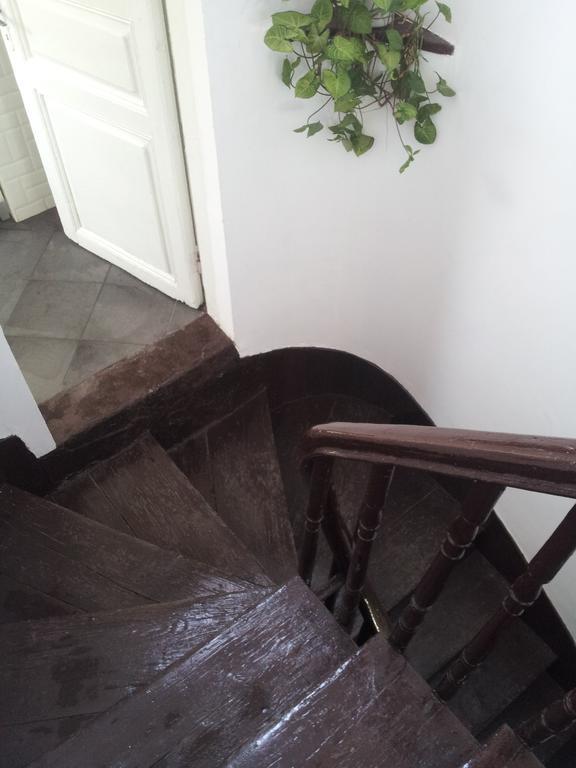 Old House Hostel Burgas Ngoại thất bức ảnh